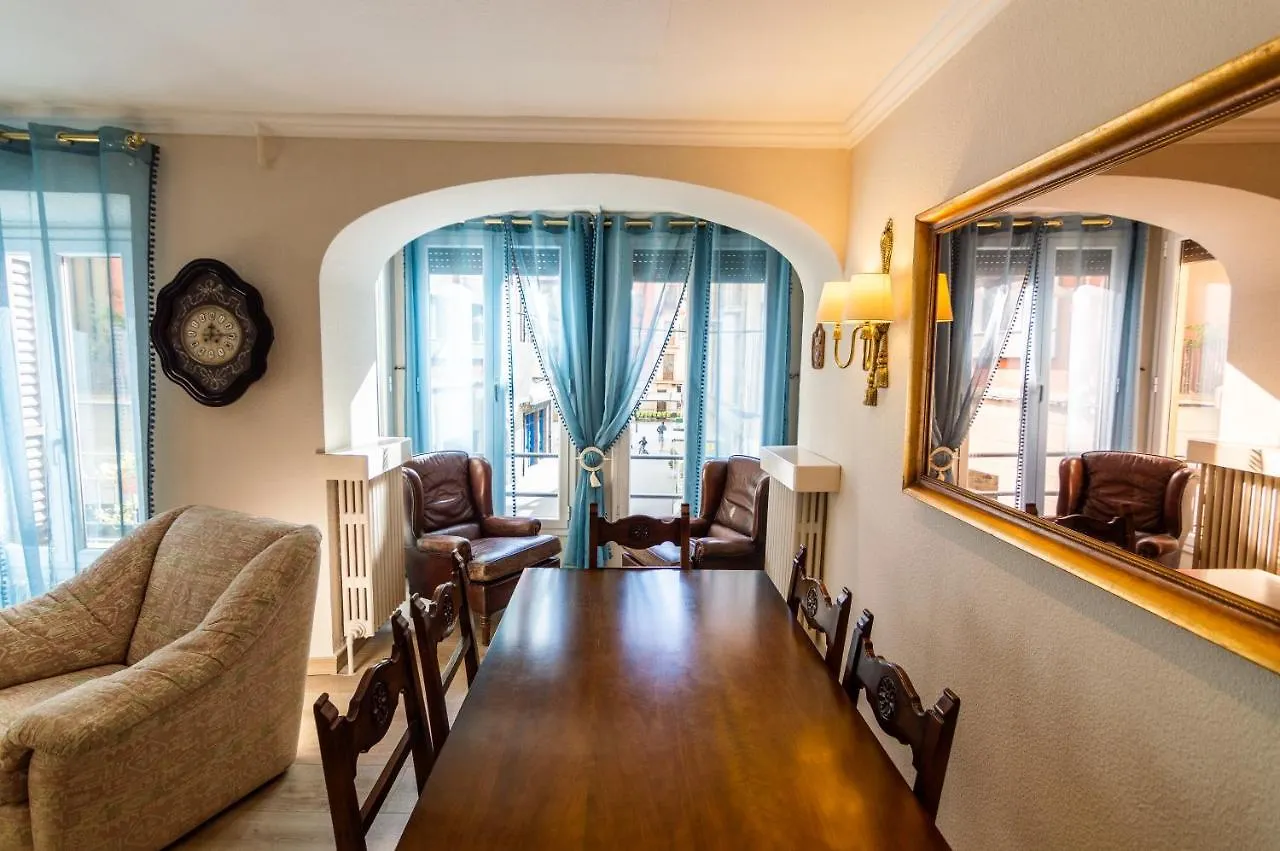 Apartamento Cal Sisquet - Ton La Seu d'Urgell 0*,  España